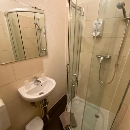 Thueringer Hof Hotel 2*