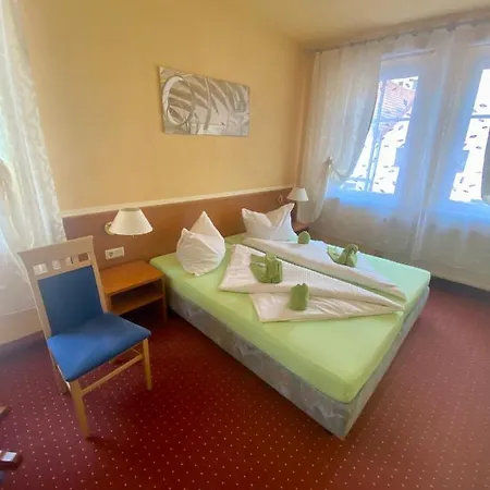 Thueringer Hof Hotell 2*