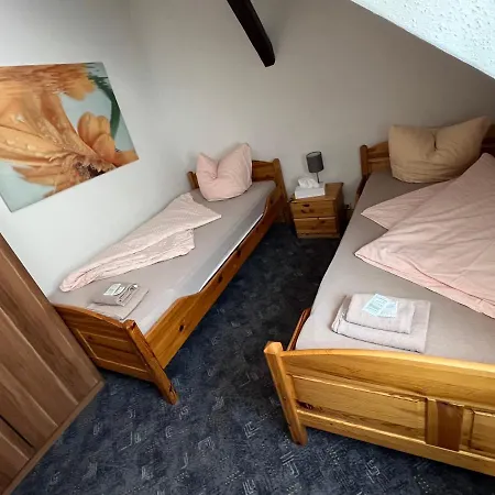Thueringer Hof 2*