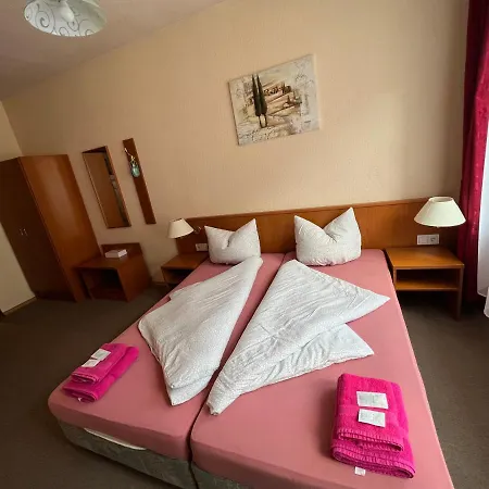 Hotel Thueringer Hof 2*