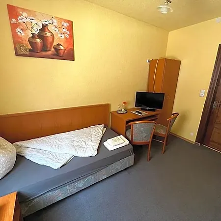 Thueringer Hof 2*