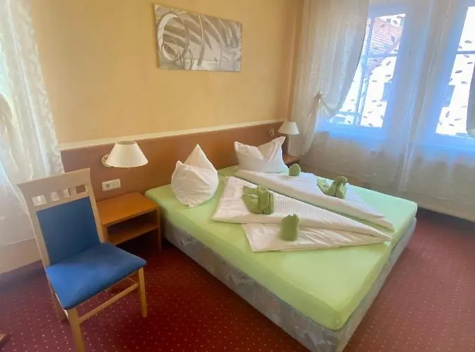 Thueringer Hof Otel 2*