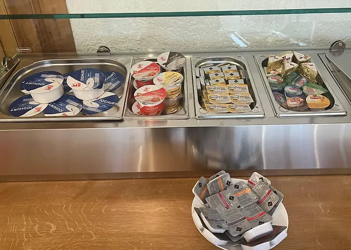 Otel Thueringer Hof 2*