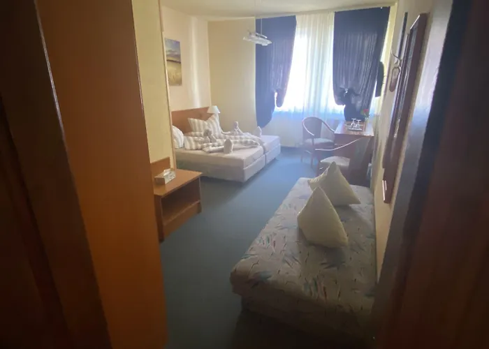 Thueringer Hof Otel 2*